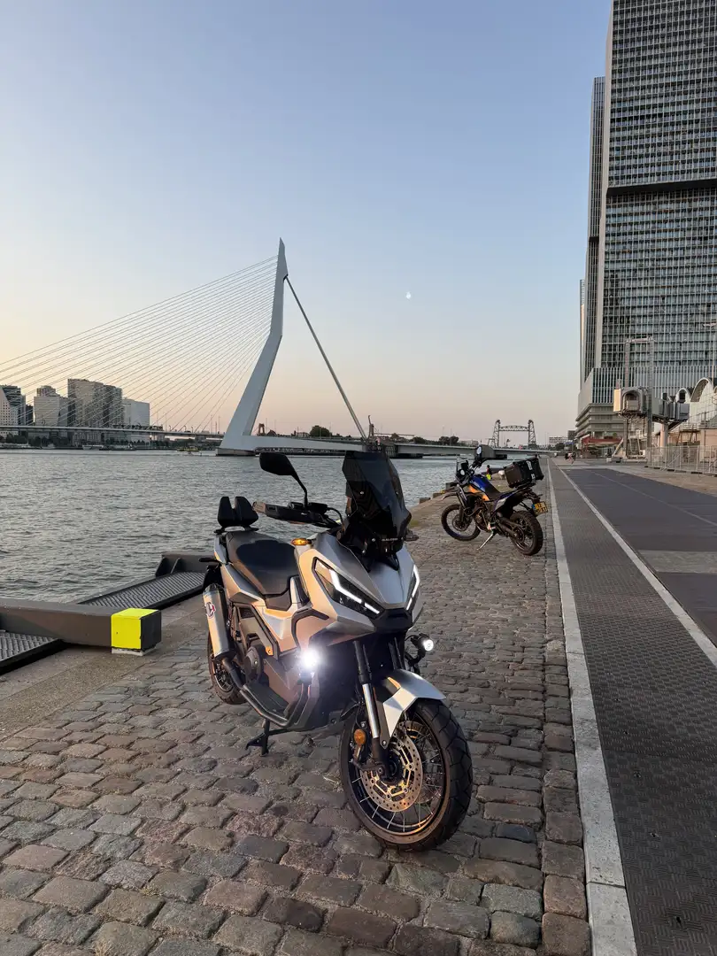 Honda X-ADV 750 - 2