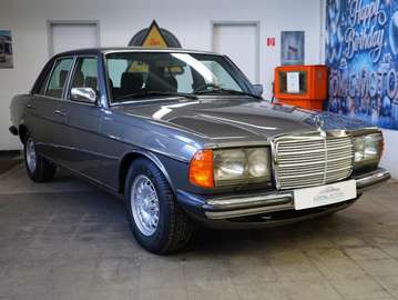 AMG W123 PreMerger mit M117 8-Zylinder und AMG FIN