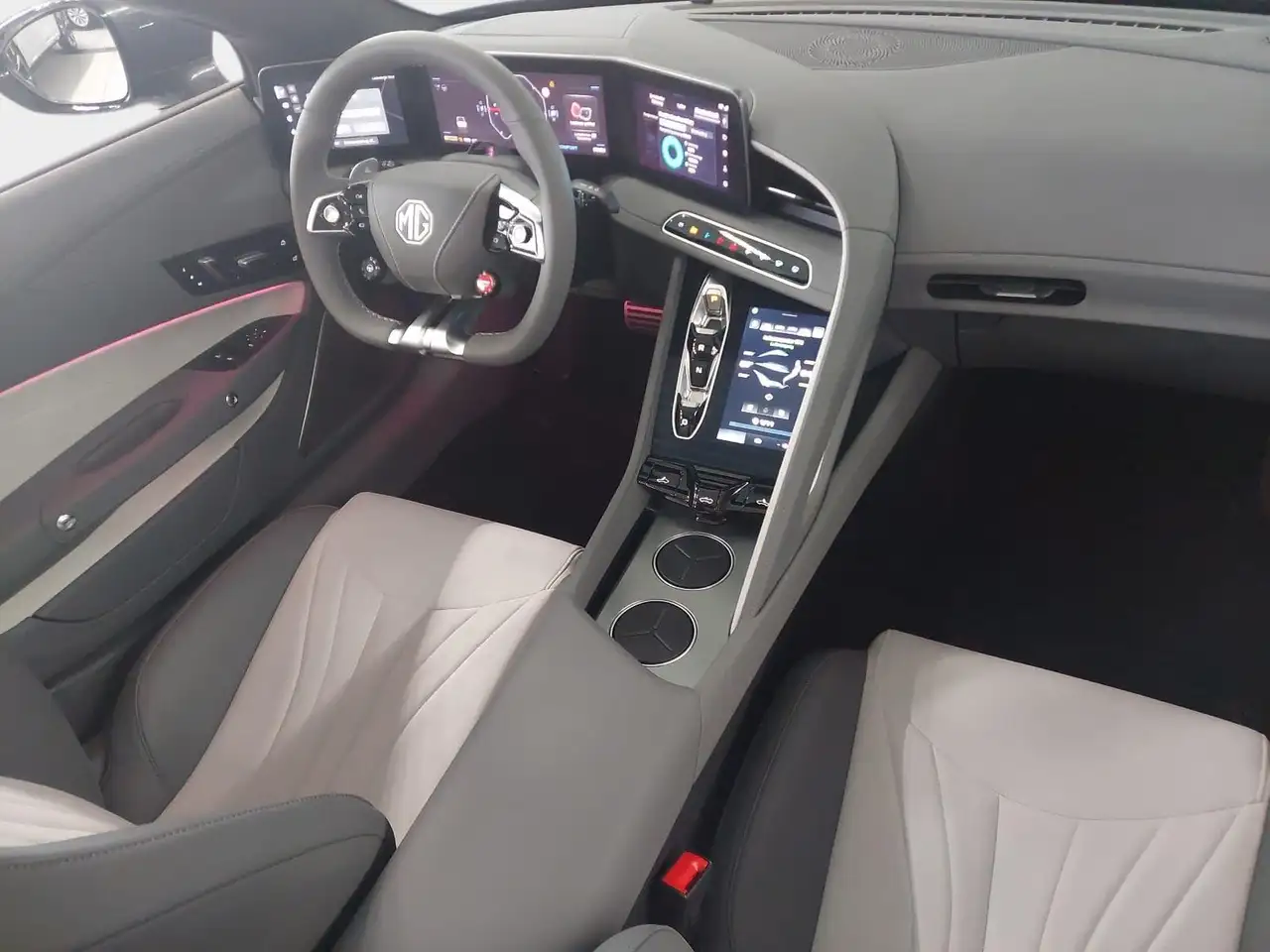MG Cyberster CYBERSTER EV 77 KWH XPOWER ALCANTARA-GRAU 9