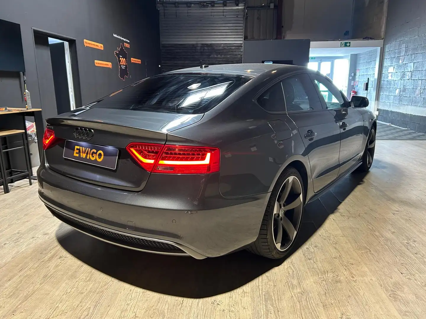 Audi A5 SPORTBACK 2.0 TDI 175 AMBIENTE PLUS QUATTRO S-TRON - 2
