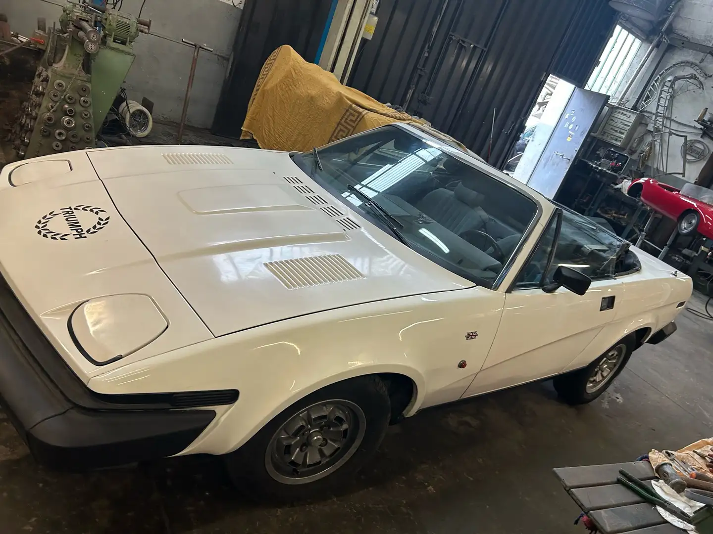 Triumph TR7 Bílá - 1