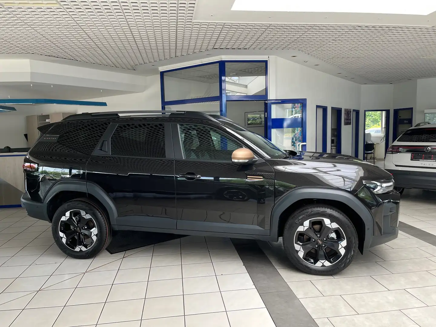 Dacia Sonstige TCe140 Extreme,Multi-Kam,el.Heckkl.,Navi Schwarz - 2