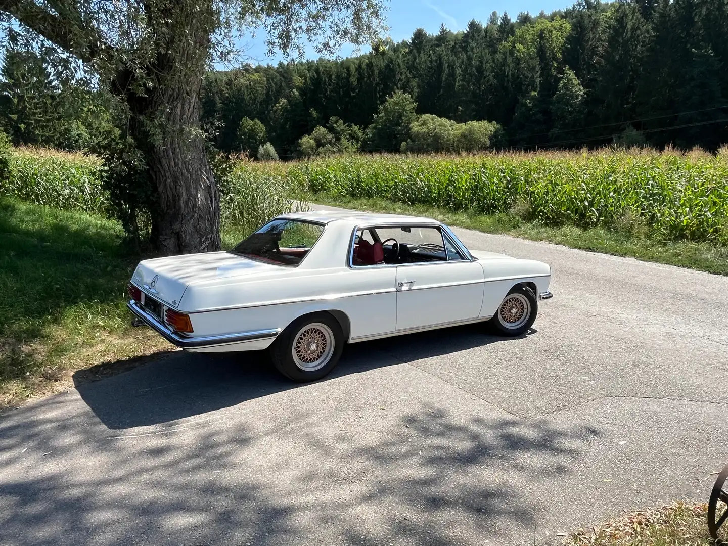 Mercedes-Benz W 114/115 Strich-Acht 280 CE Coupé Weiß - 2