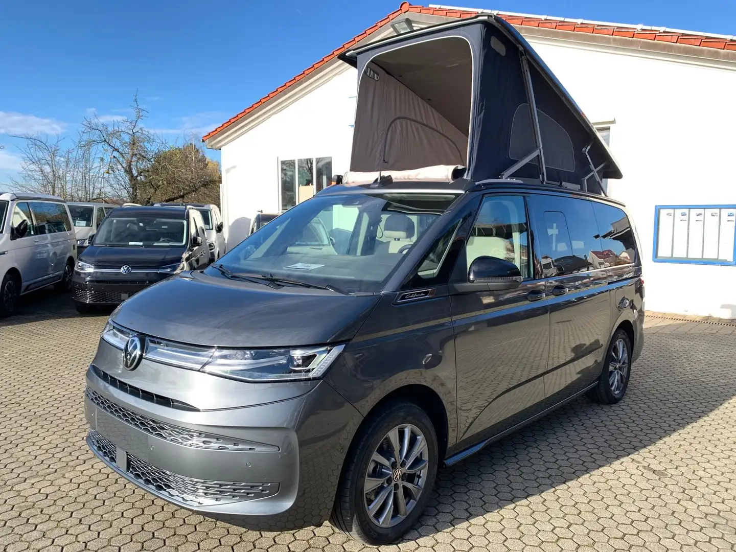 Volkswagen T7 California Ocean ArtVelours -23% UPE103t€ Grau - 1