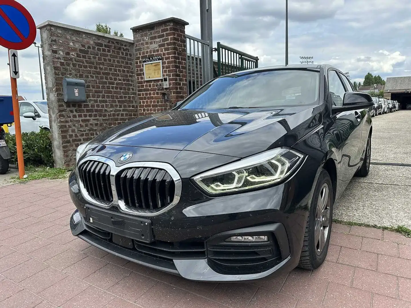 BMW 1 HATCH 118 D MET 93DKM HANDELAARS & EXPORT Negru - 1