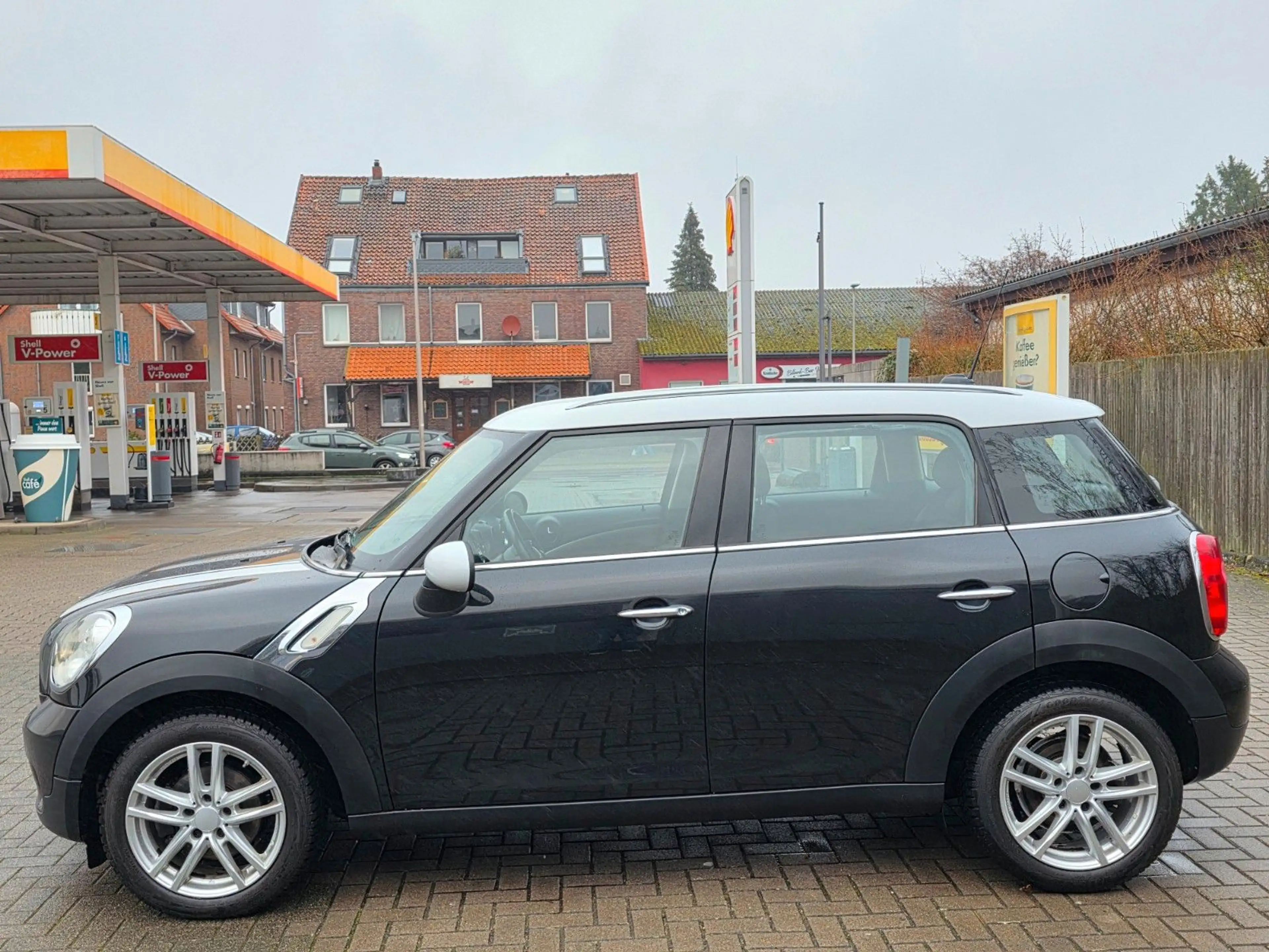 MINI Cooper D Countryman Cooper D — photo 5