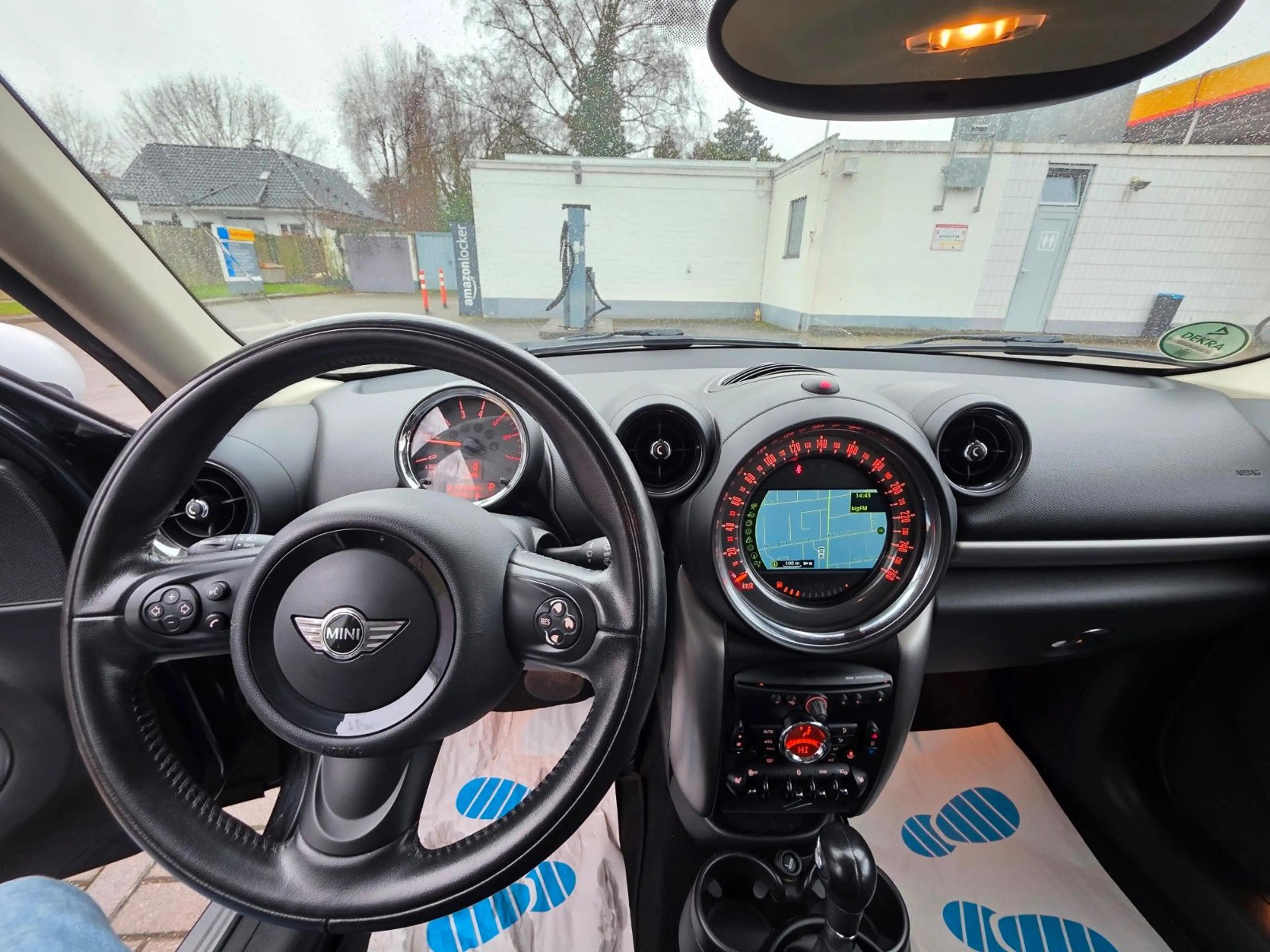 MINI Cooper D Countryman Cooper D — photo 12