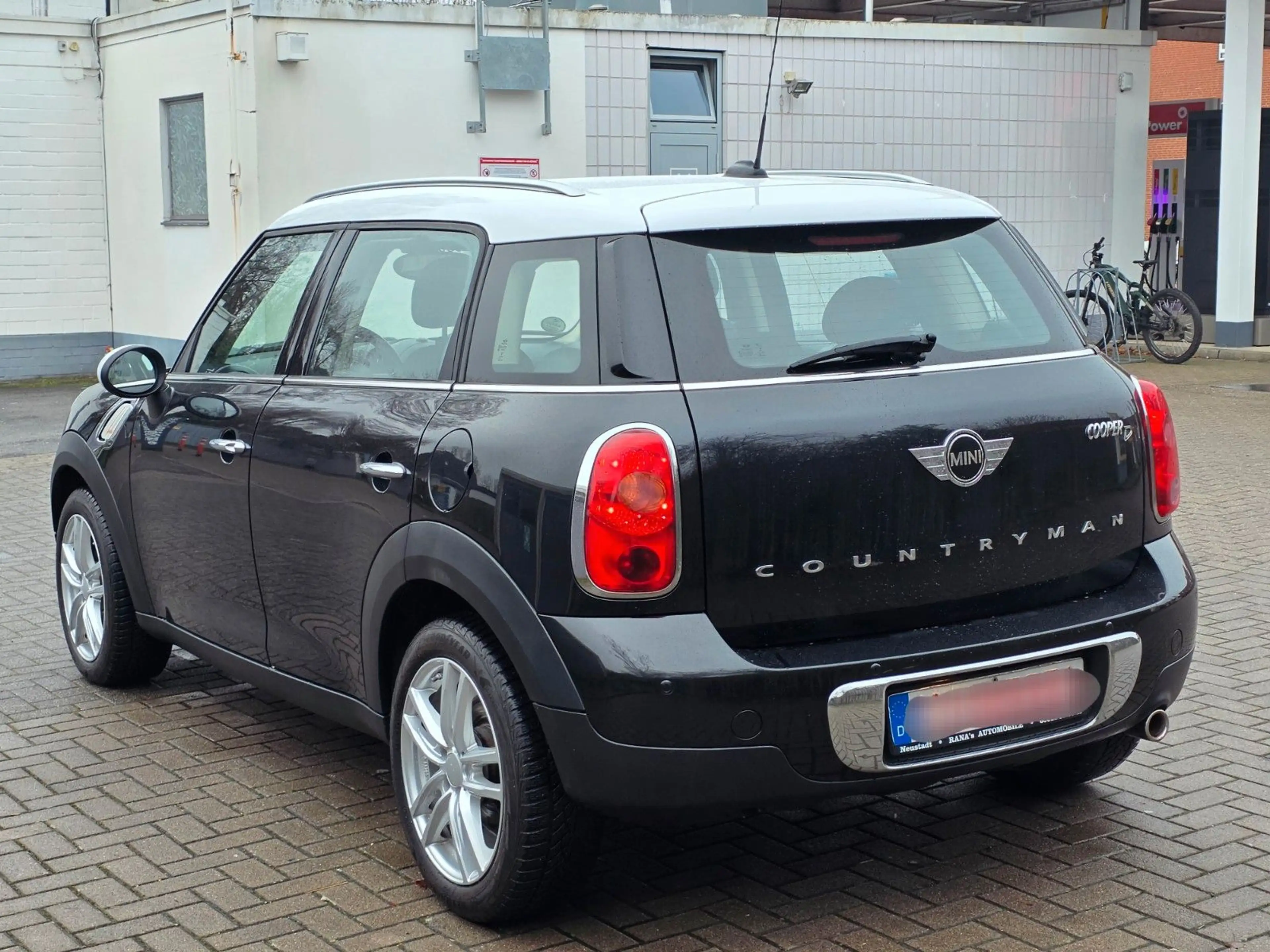MINI Cooper D Countryman Cooper D — photo 8
