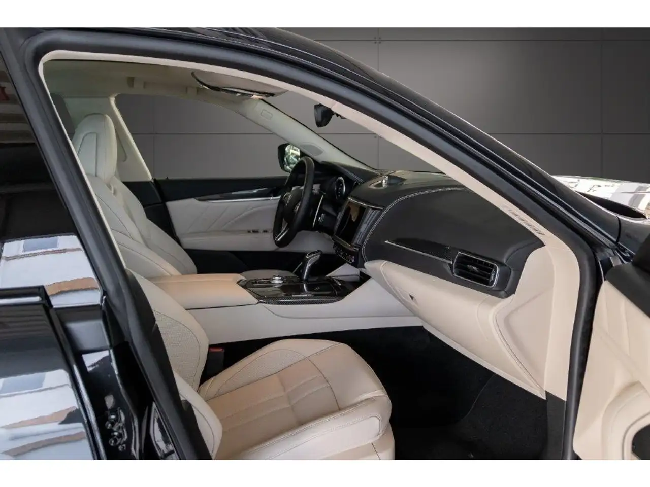 Maserati Levante 2022 — фото 15