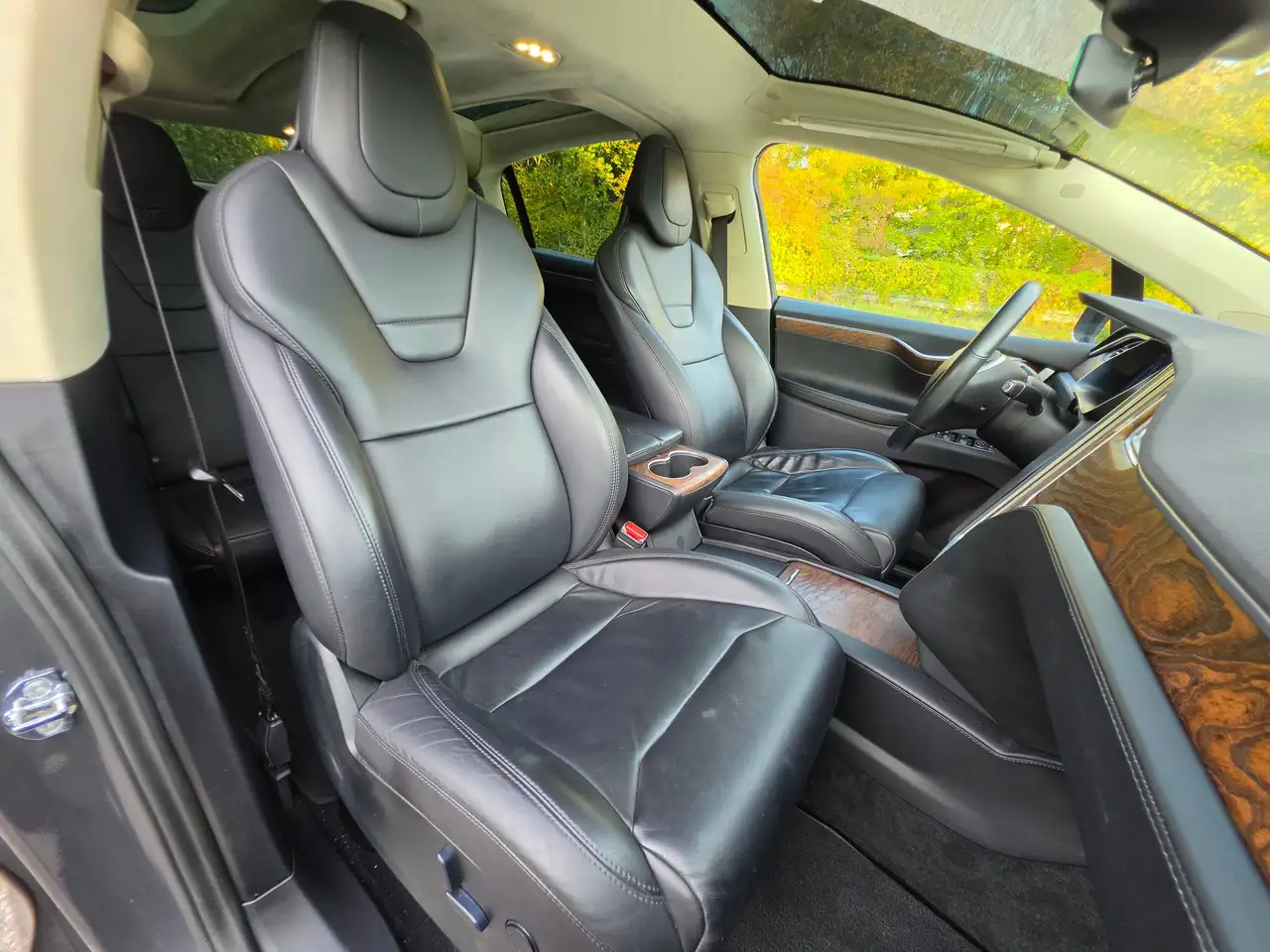 Tesla Model X Performance Dual – Bild 12