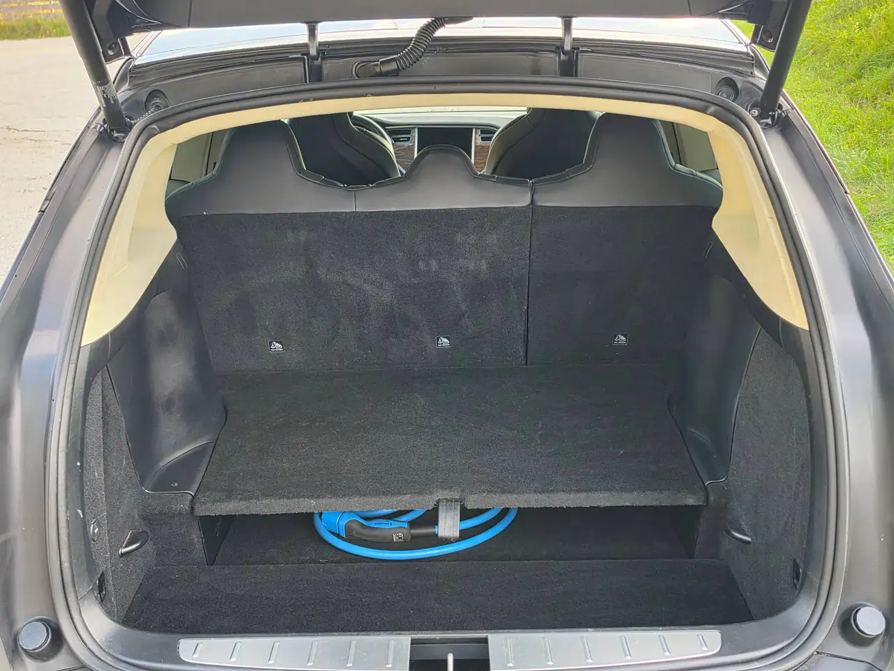 Tesla Model X Performance Dual – Bild 35