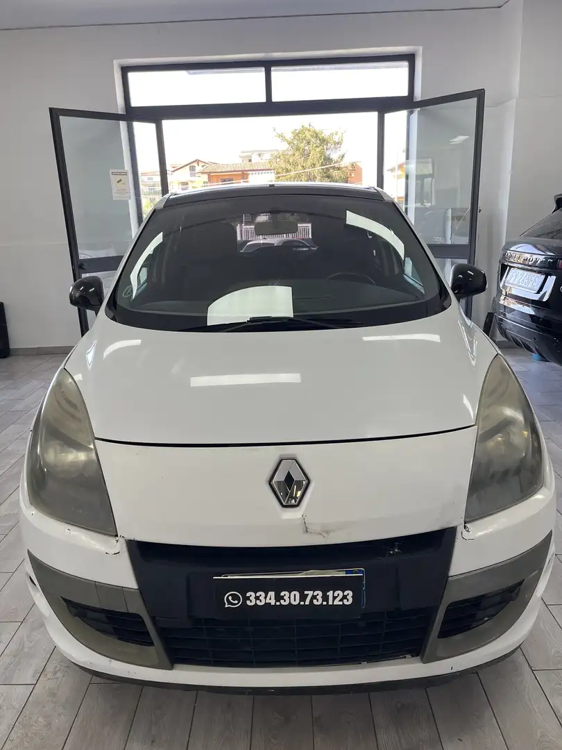 Renault Scenic X-Mod - 1