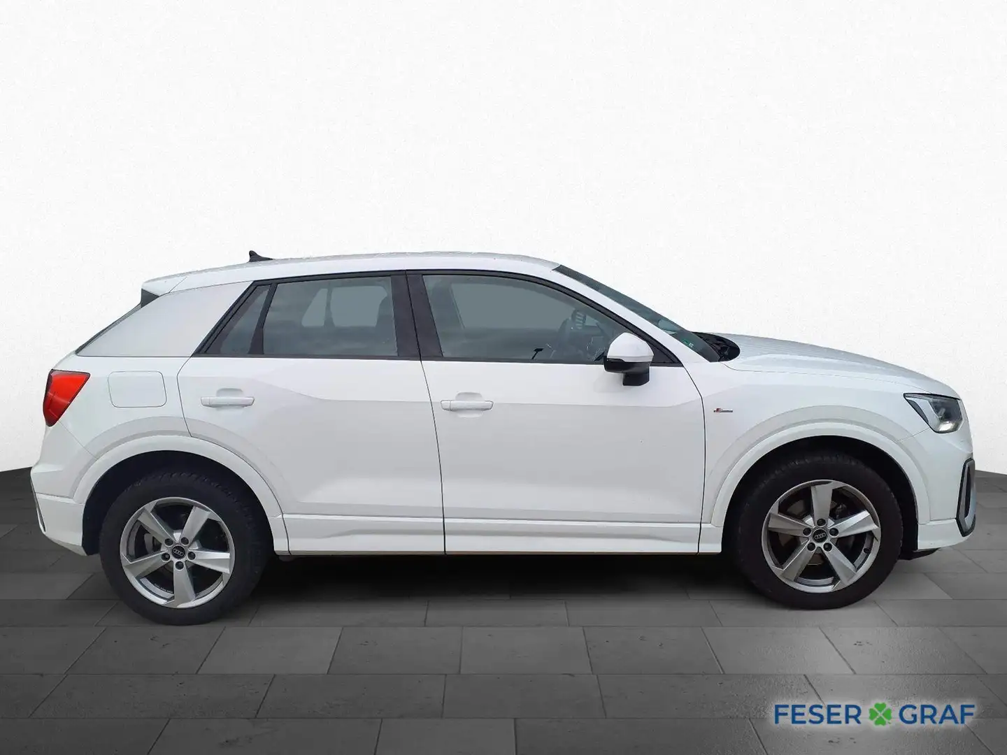 Audi Q2 35TFSI S tronic S line LED/ACC/Navi+/SHZ/PDC Weiß - 2