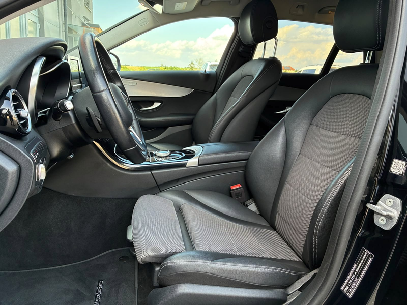 Mercedes-Benz C 220 C 220d 4Matic NAVI / ALLRAD / TEMPOMAT / BORDCOM. — photo 7