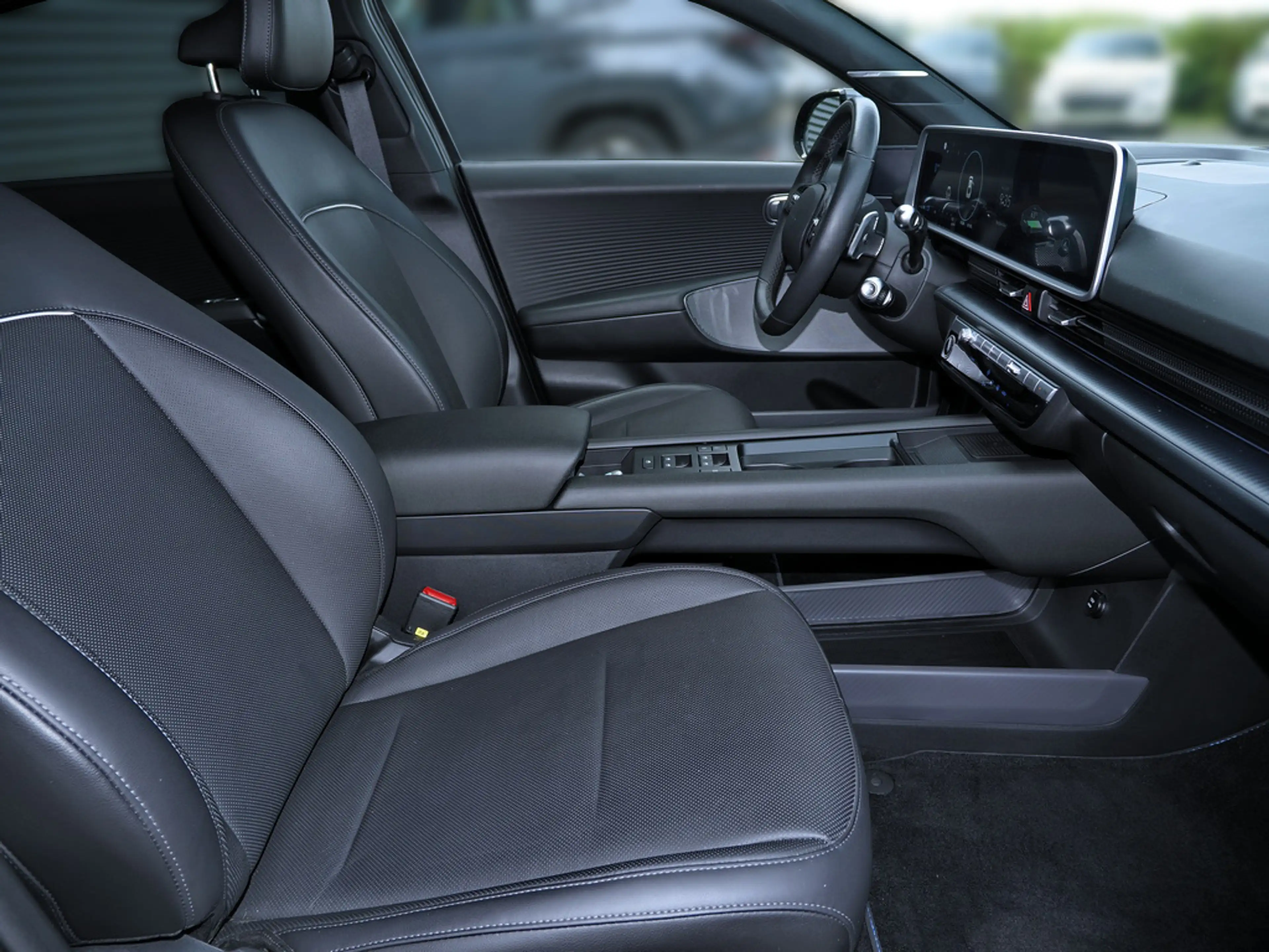 Hyundai IONIQ 6 UNIQ ELEKTRO KAMERA SITZHZG KLIMA HUD — photo 12