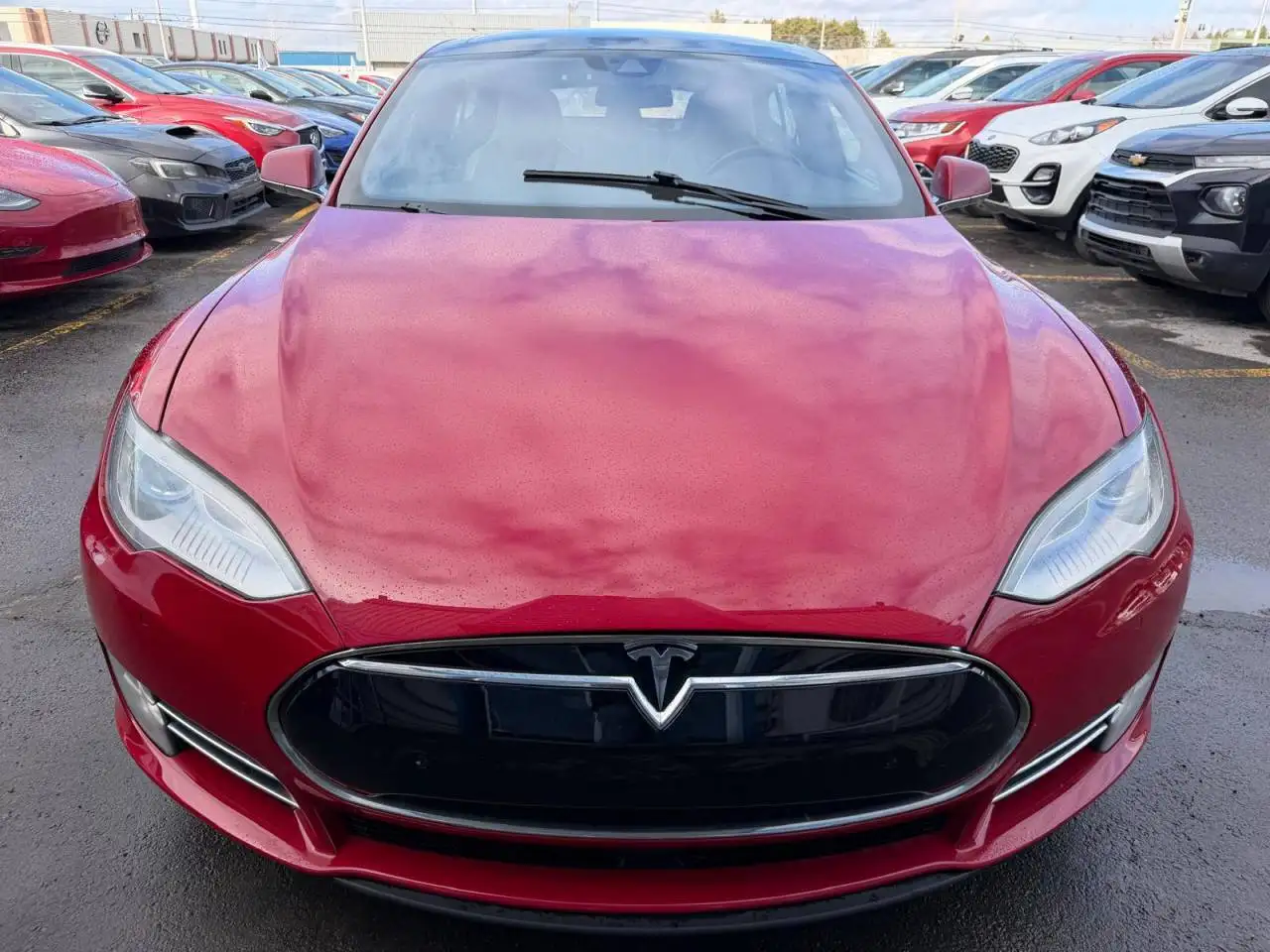 Tesla Model S снимка Tesla Model S