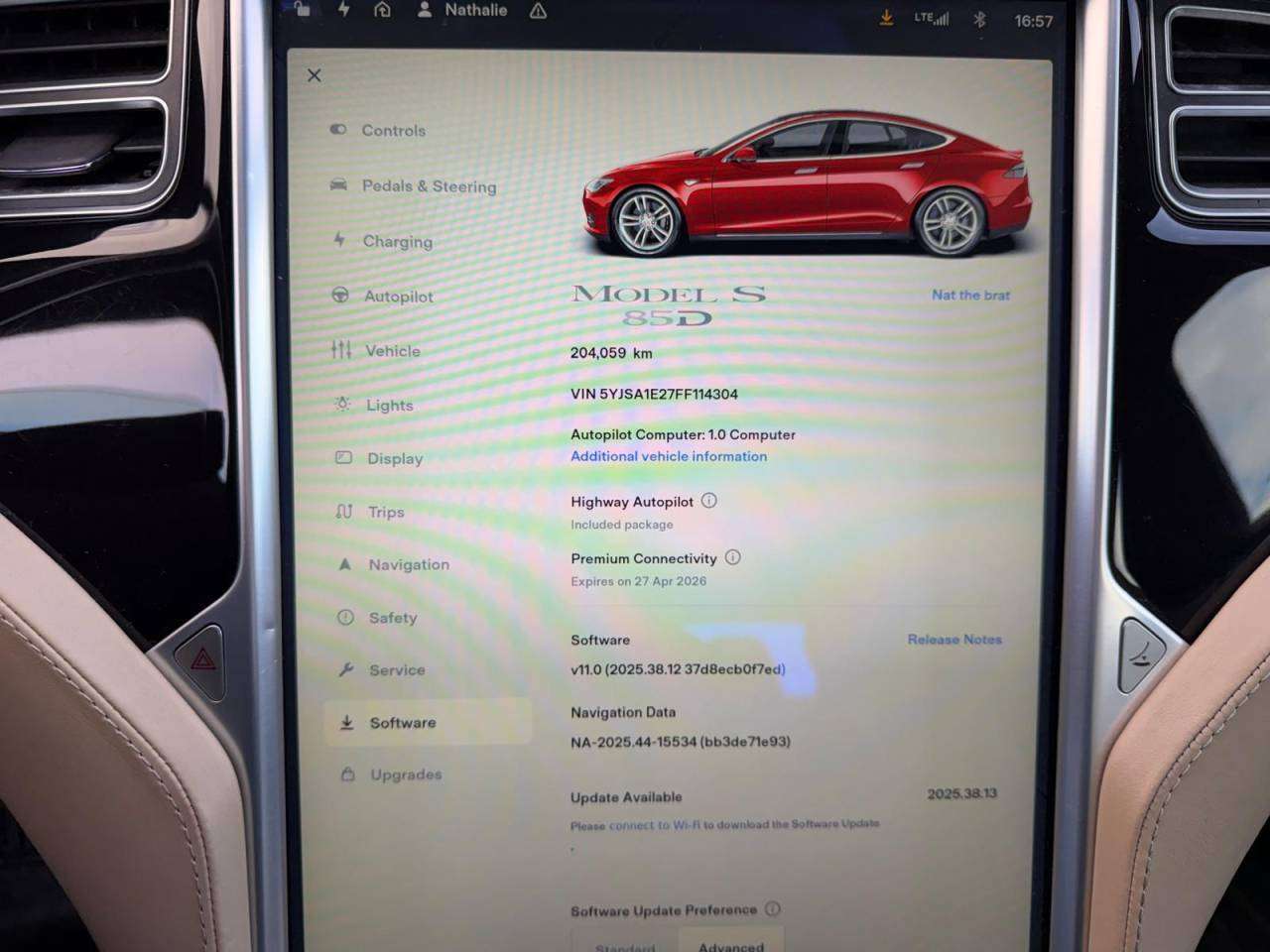 2015 Tesla Model S 85D thumb 7