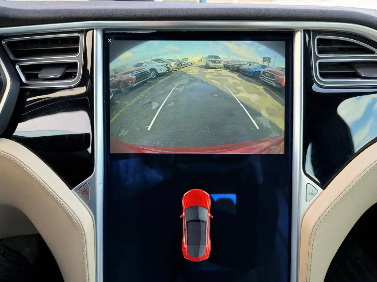 Tesla Model S снимка Tesla Model S
