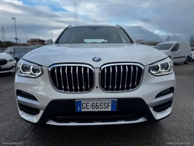 BMW X3 view 10