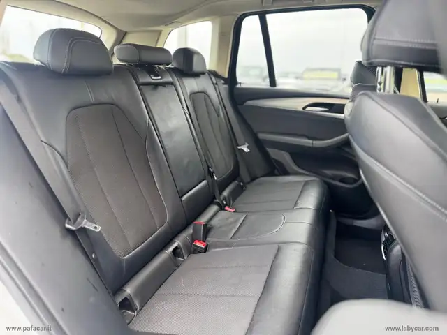 BMW X3 view 11