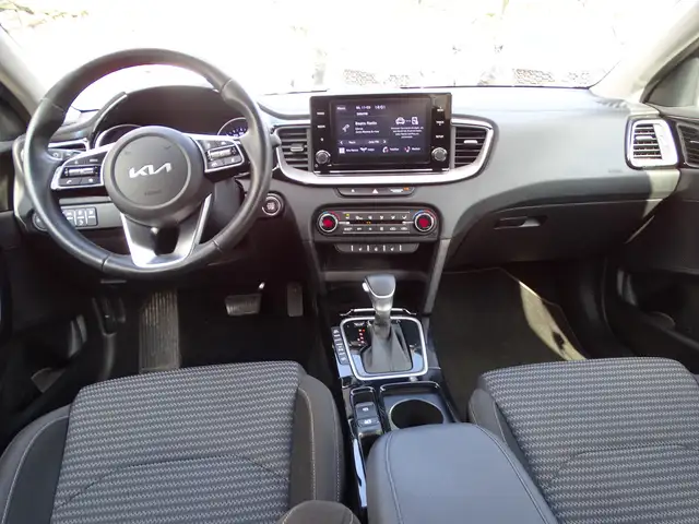 Kia Ceed view 9