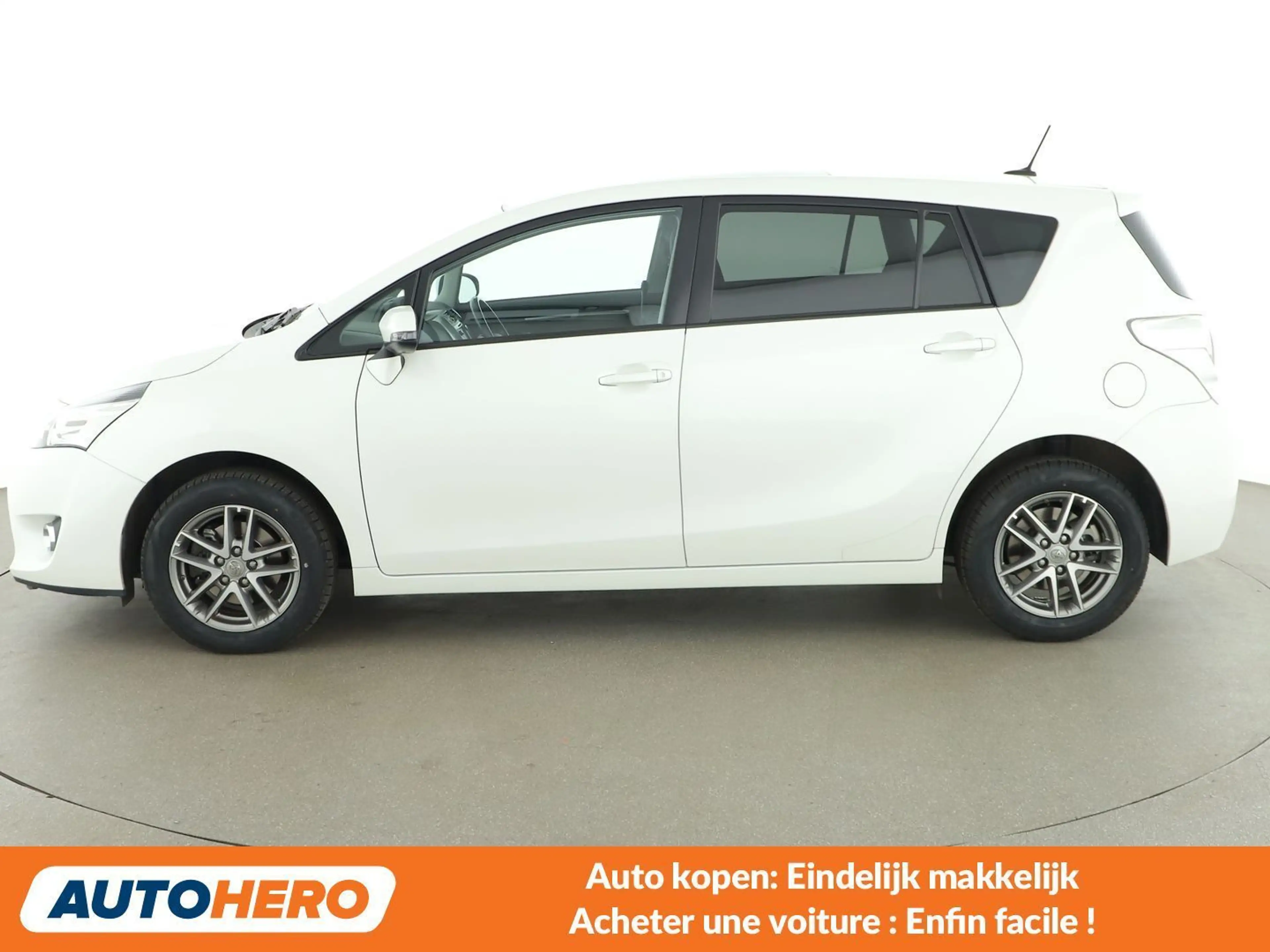 Toyota Verso 1.8 Comfort — photo 3