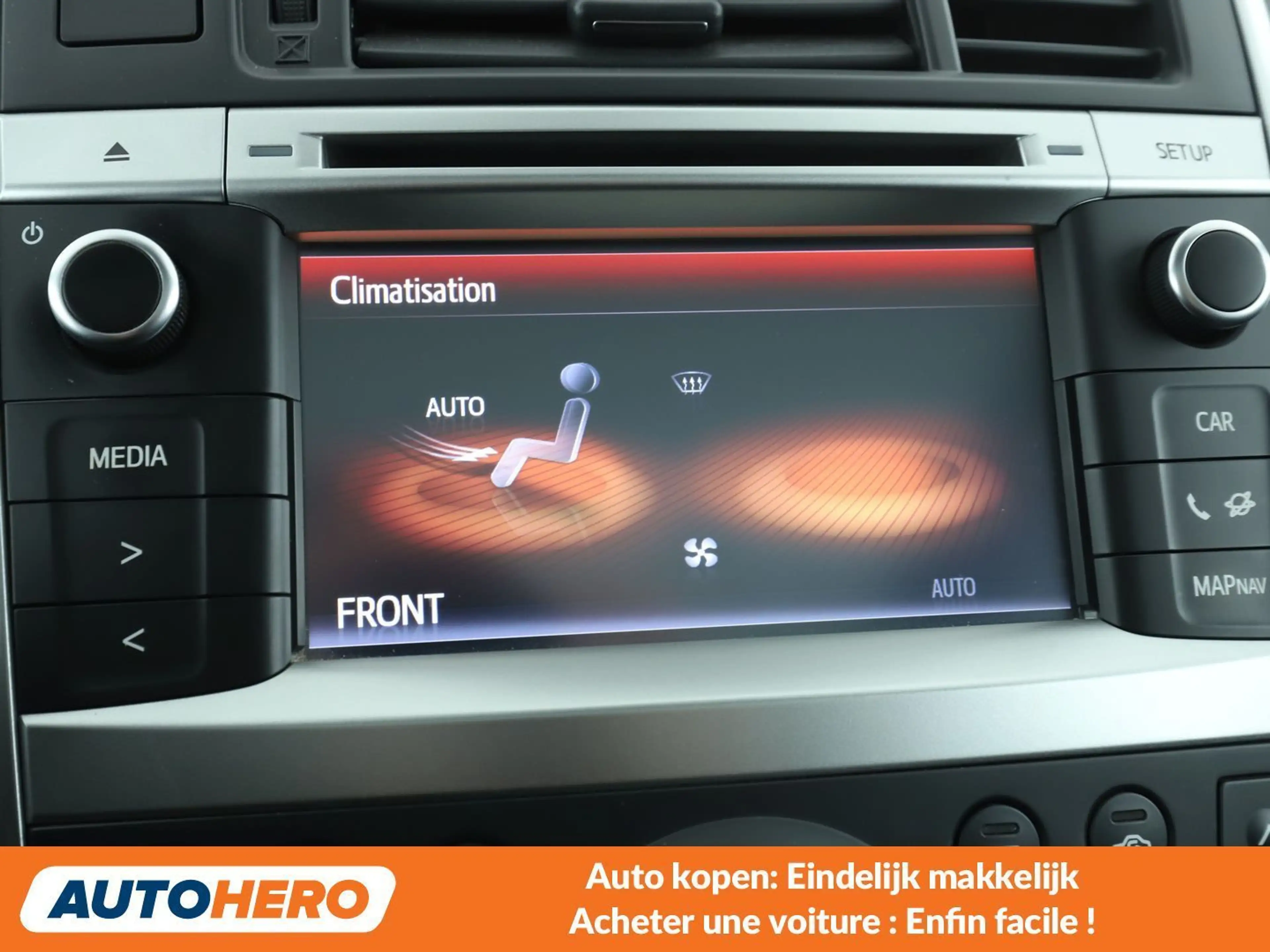 Toyota Verso 1.8 Comfort — photo 11