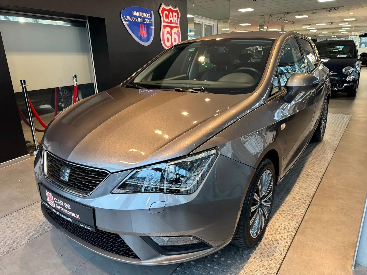 SEAT Ibiza Connect Grijs - 1