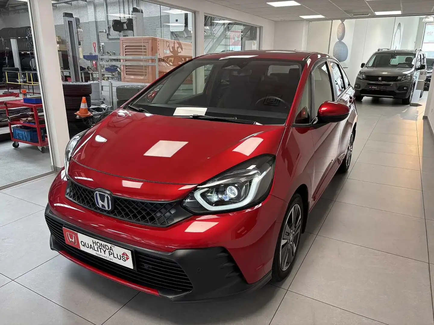 Honda Jazz E:HEV Facelift 1.5i-MMD Advance Roşu - 1