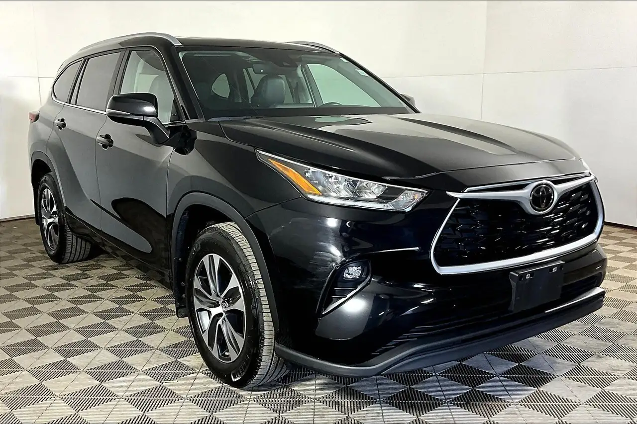 Toyota Highlander снимка Toyota Highlander