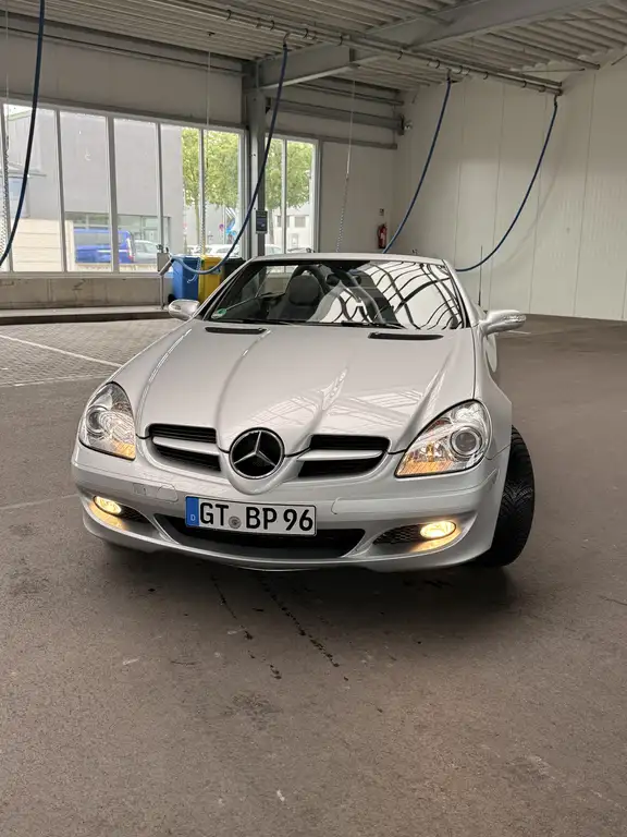 Mercedes-Benz SLK 200 2005 из Европы — купить под ключ