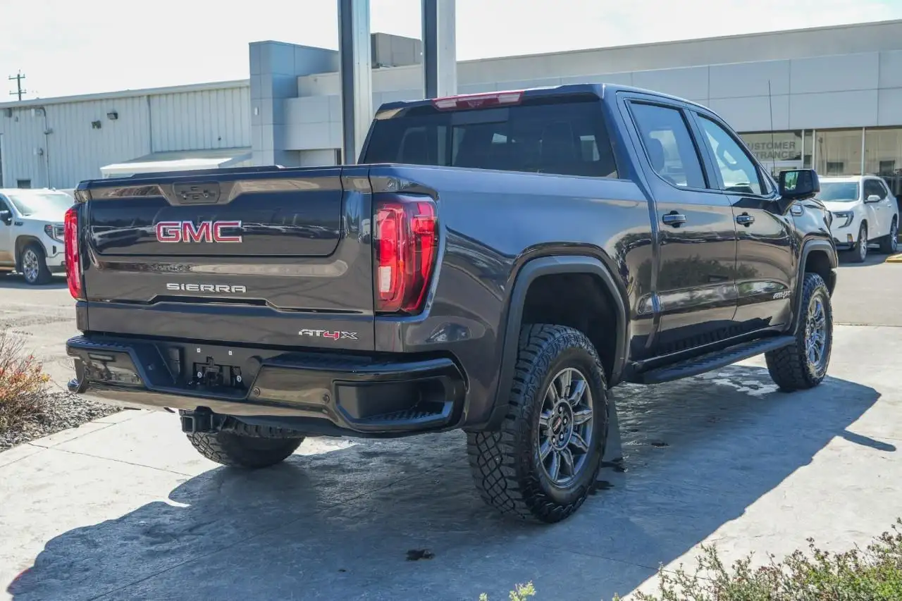 GMC Sierra 1500 снимка GMC Sierra 1500