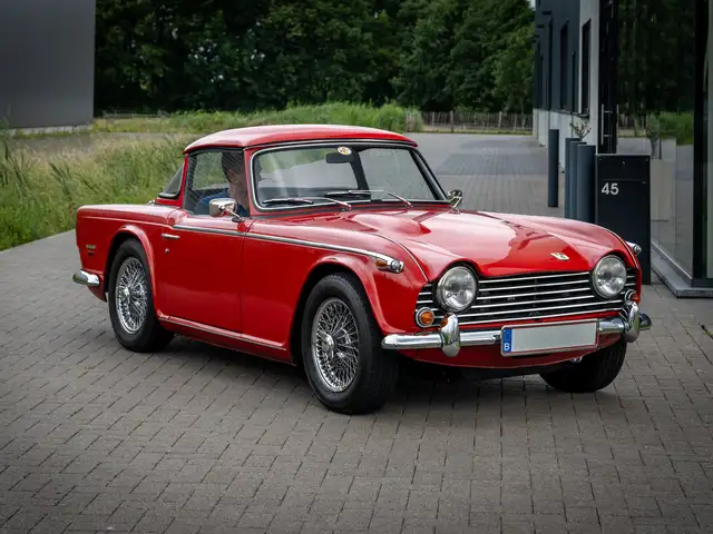 Triumph TR5 PI  EU model  with surrey top