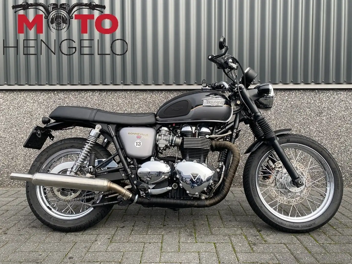 Triumph Bonneville T100 Zwart - 1