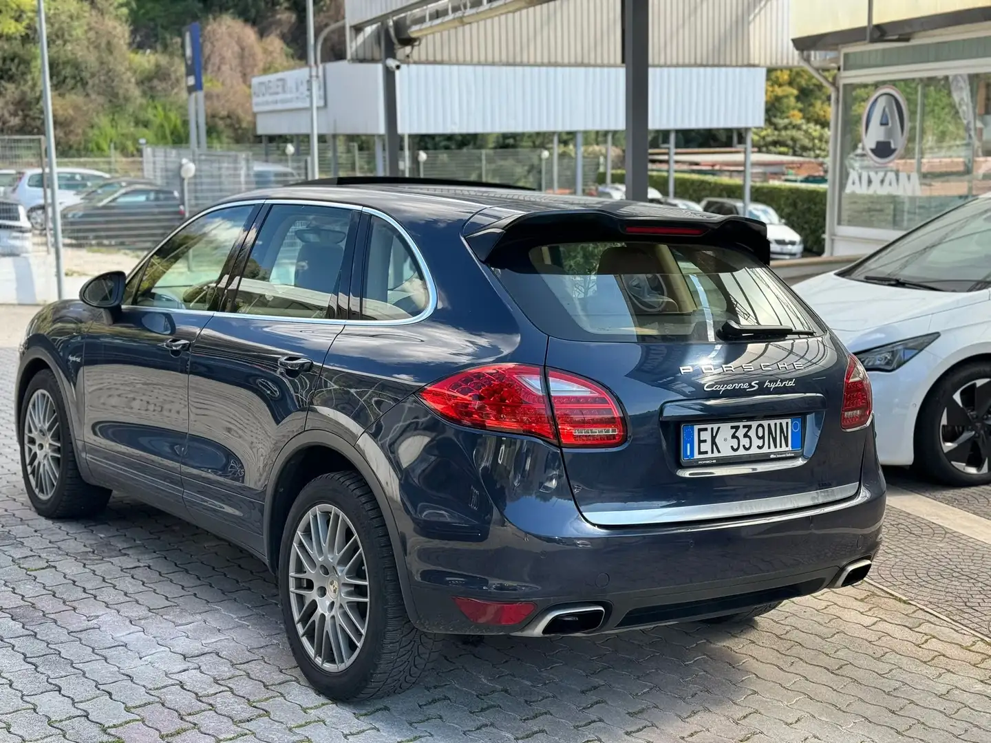 Porsche Cayenne Cayenne 3.0 hybrid S tiptronic Blau - 2