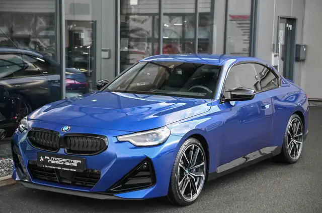 BMW 2 Series view 2