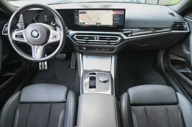 BMW 2 Series view 10