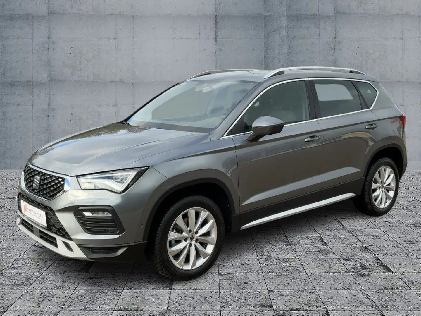 SEAT Ateca 1.5 TSI DSG X-PERIENCE LED+NAV+ACC+SHZ+RFK Grau - 2