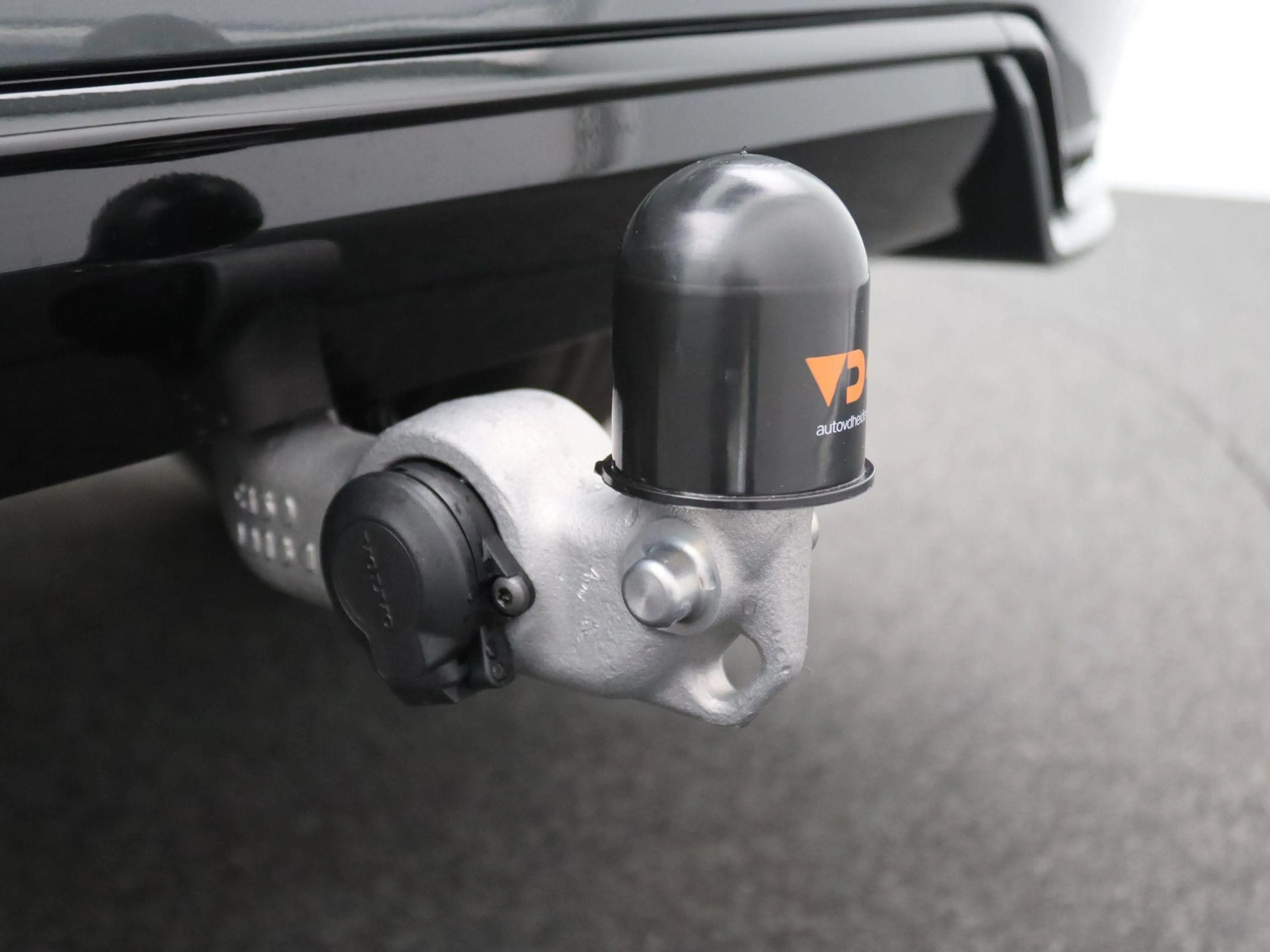 Volvo XC60 2.0 T6 Plug-in hybrid AWD Plus Dark 355PK Aut. Pan — photo 50