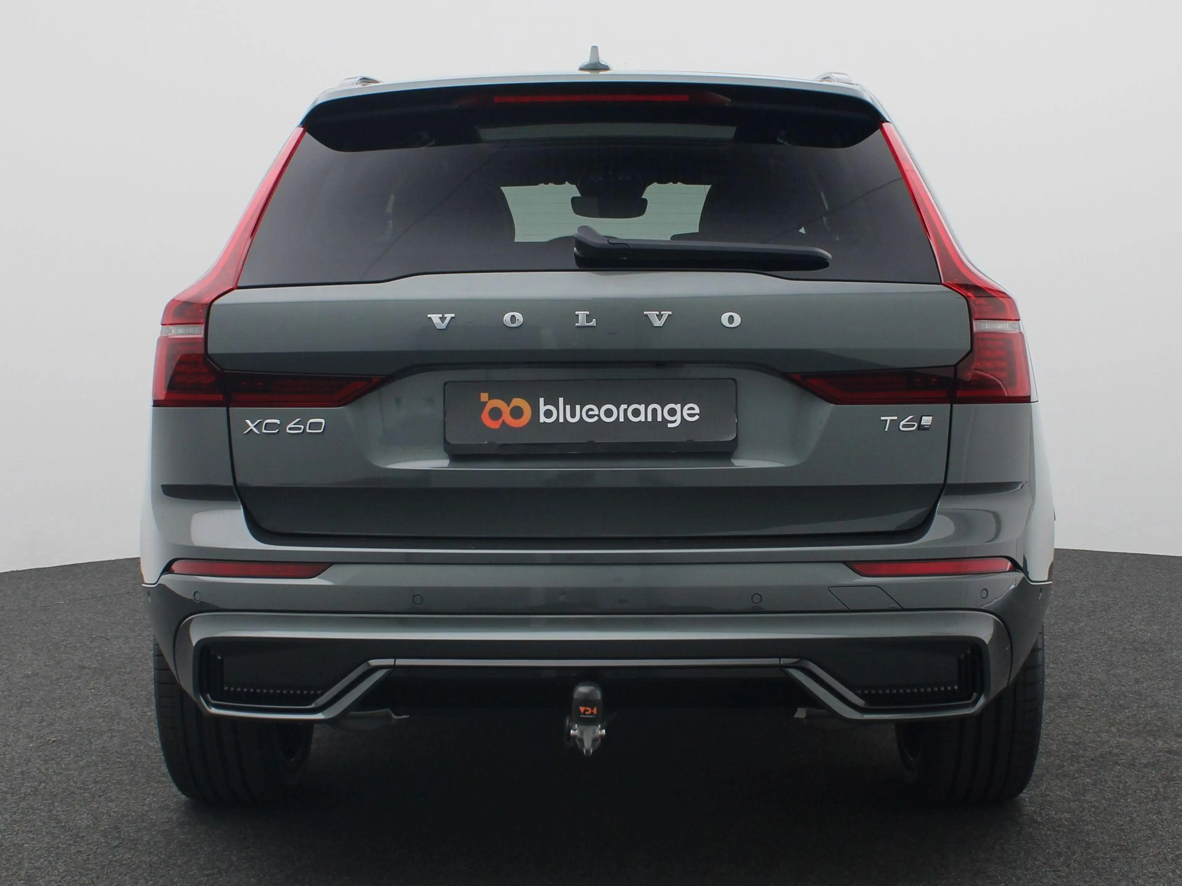 Volvo XC60 2.0 T6 Plug-in hybrid AWD Plus Dark 355PK Aut. Pan — photo 11