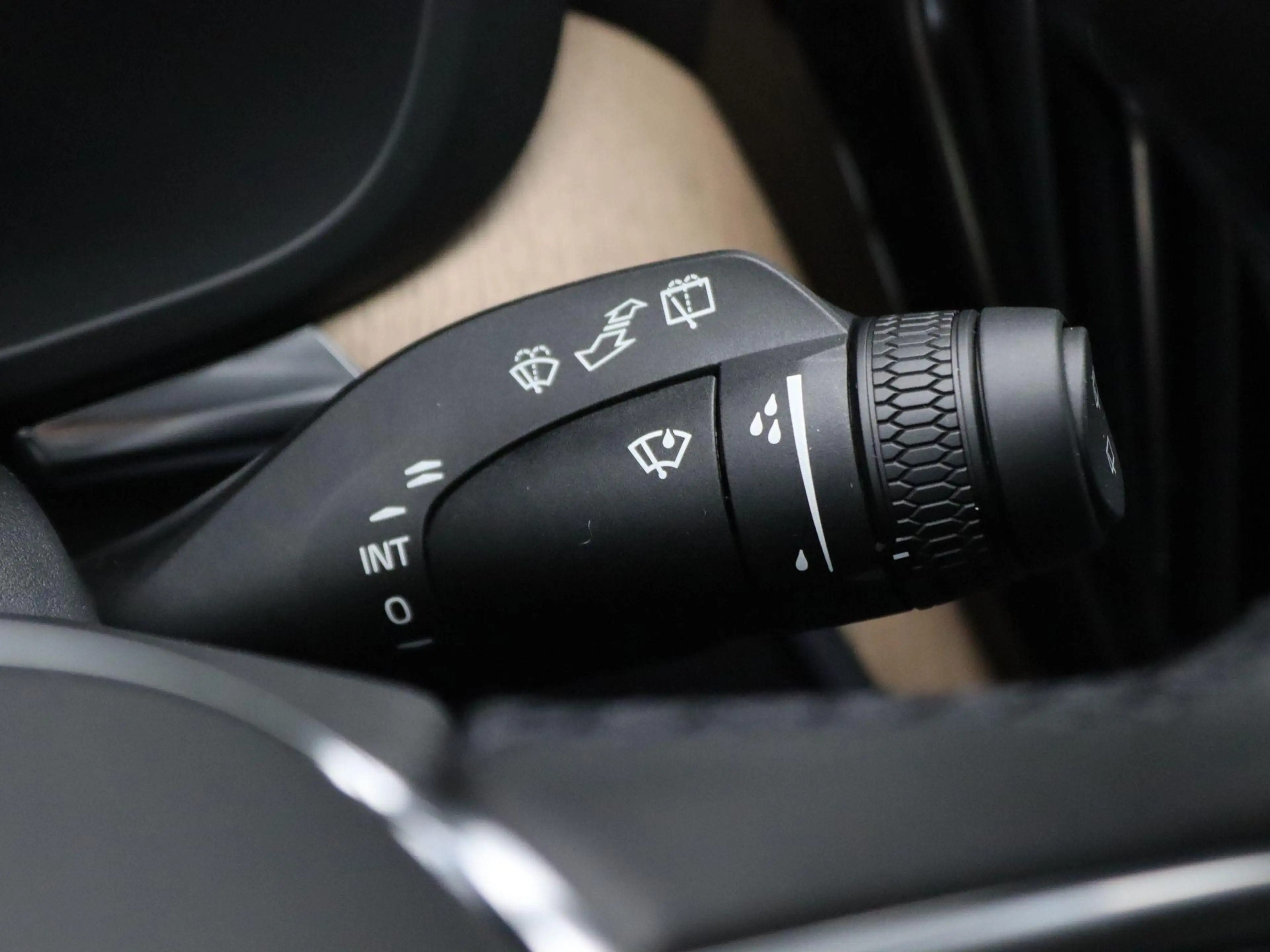 Volvo XC60 2.0 T6 Plug-in hybrid AWD Plus Dark 355PK Aut. Pan — photo 21