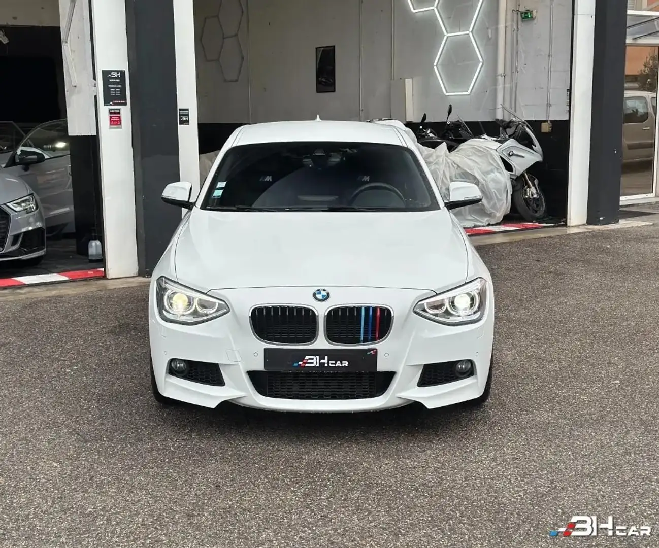 BMW 125 125D 218cv PACK-M / BVA /HARMAN KARDON Blanc - 1