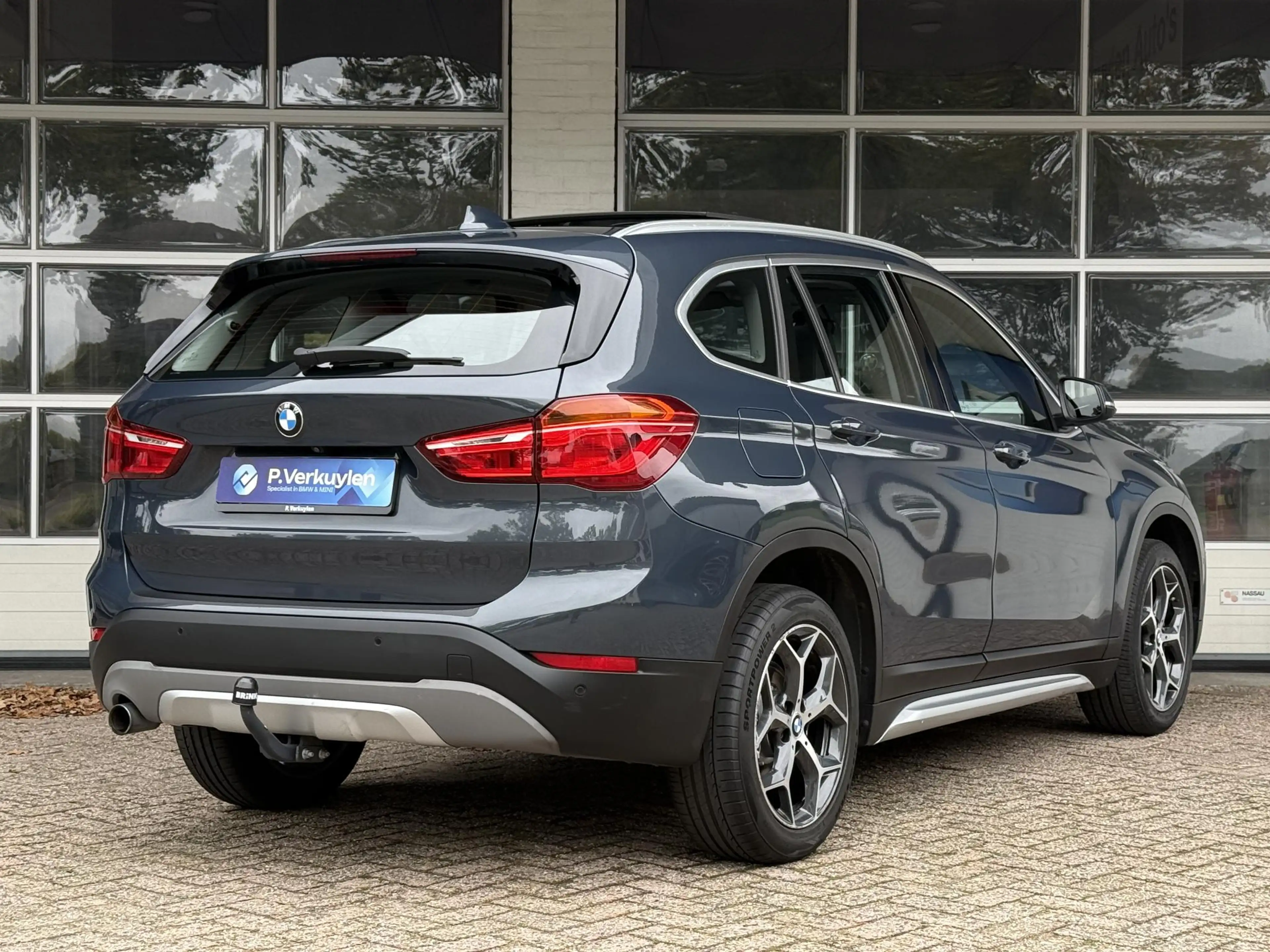 BMW X1 sDrive18i X LINE | HEAD UP | PANORAMA | CAMERA | S — photo 7
