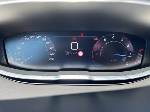 Peugeot 3008 view 15