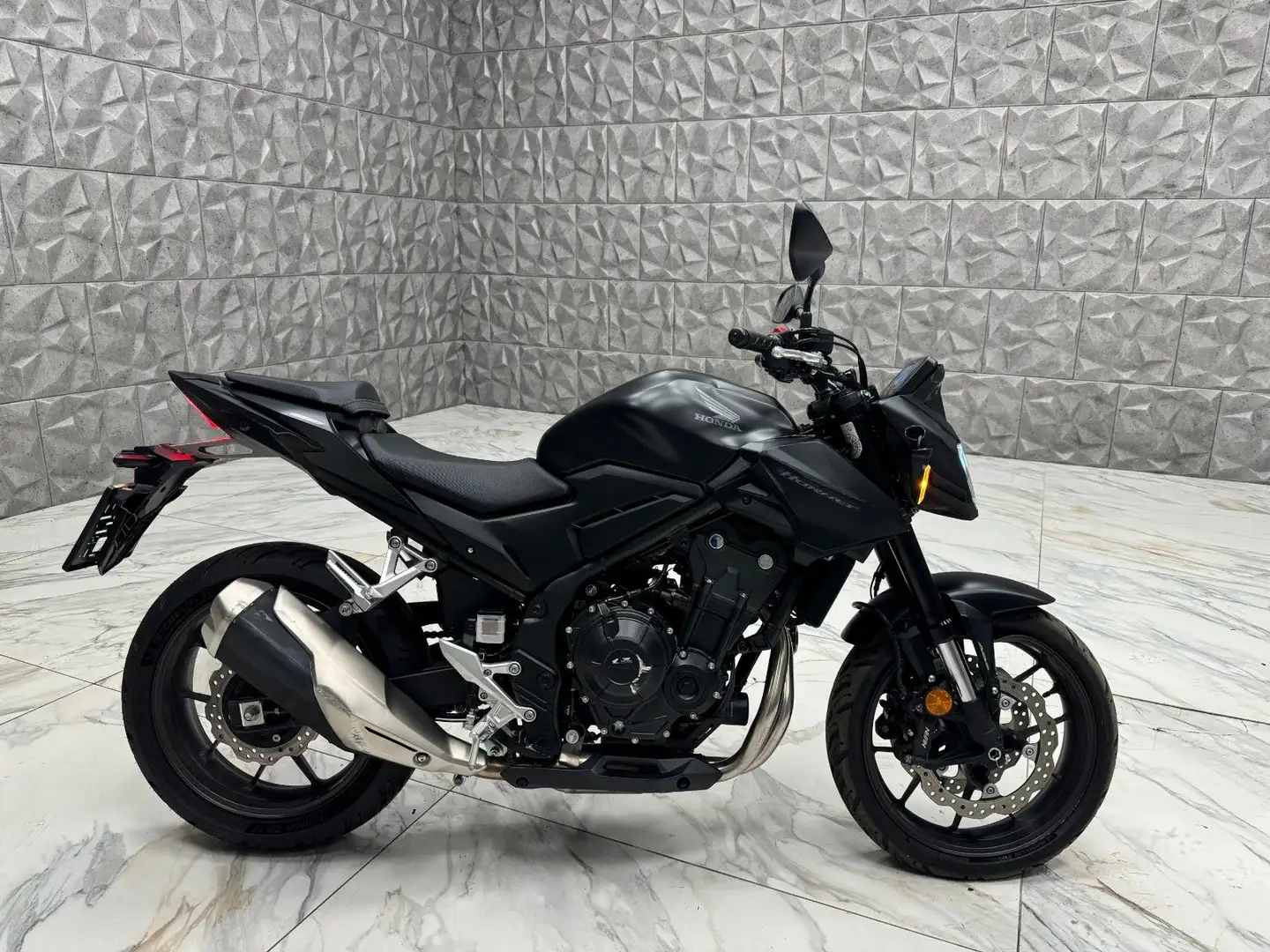 Honda Hornet CB500F Schwarz - 1
