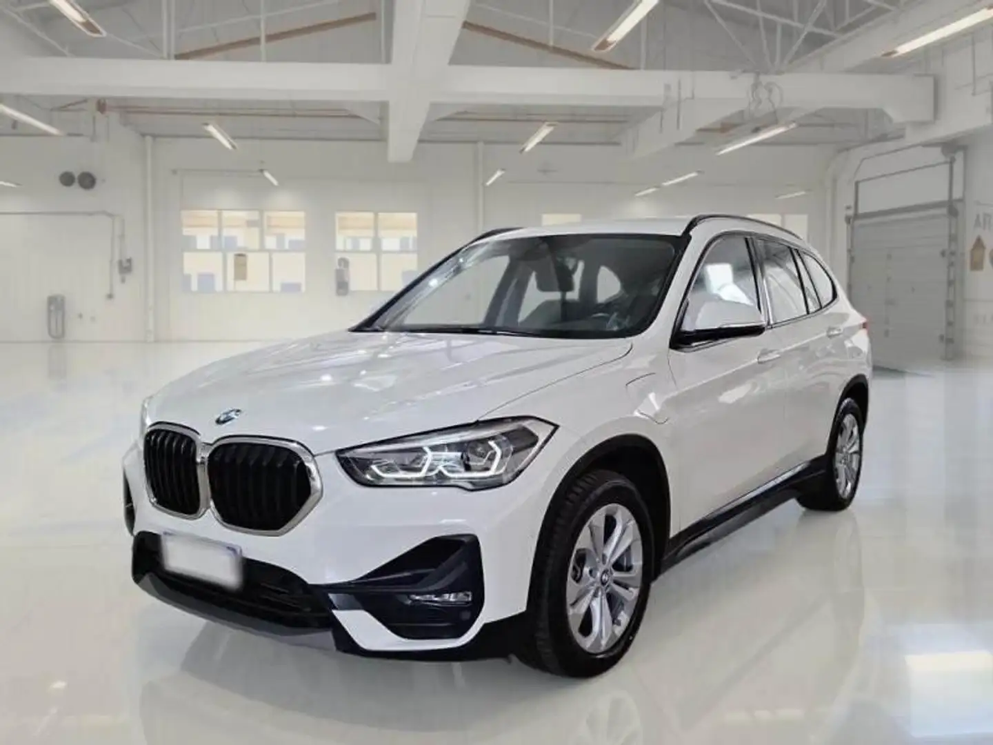 BMW X1 X1 xDrive25e Business Advantage Bianco - 1