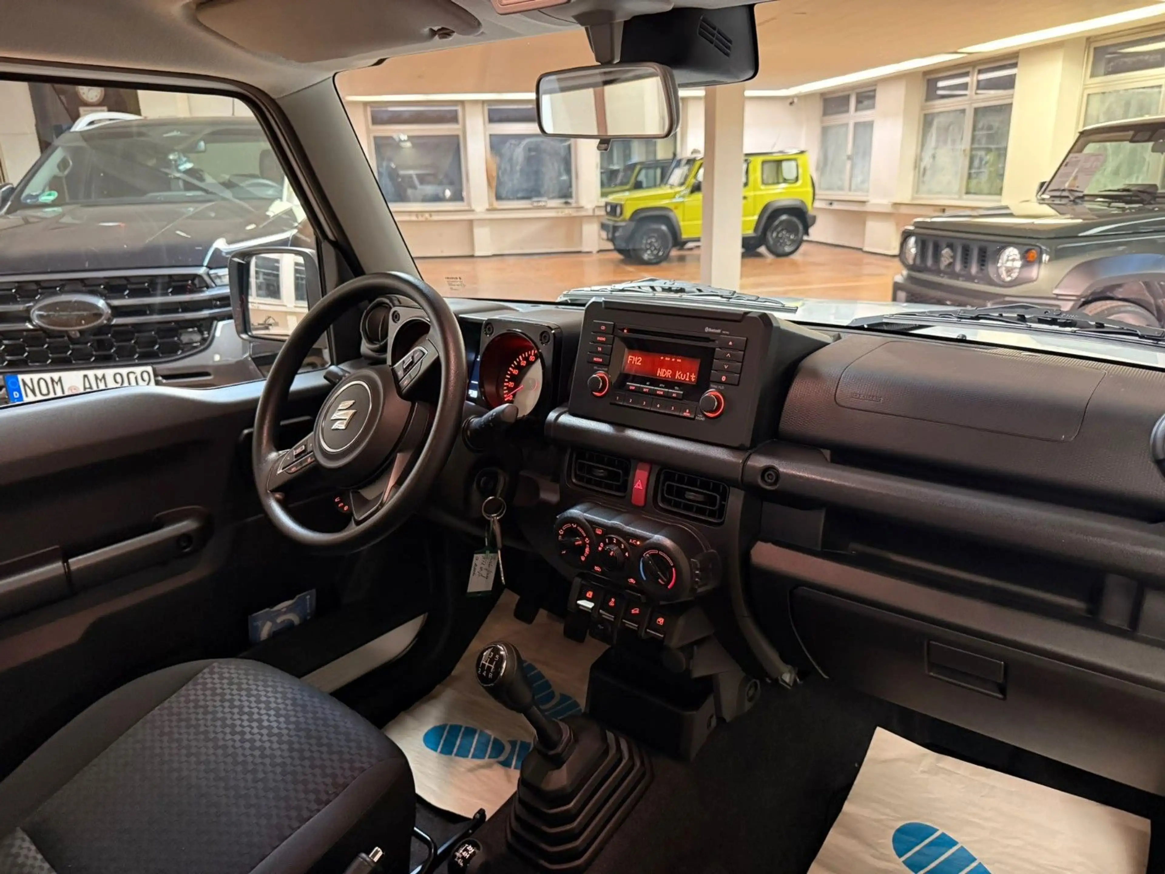 Suzuki Jimny 1.5 ALLGRIP NFZ MIT MWST — photo 12
