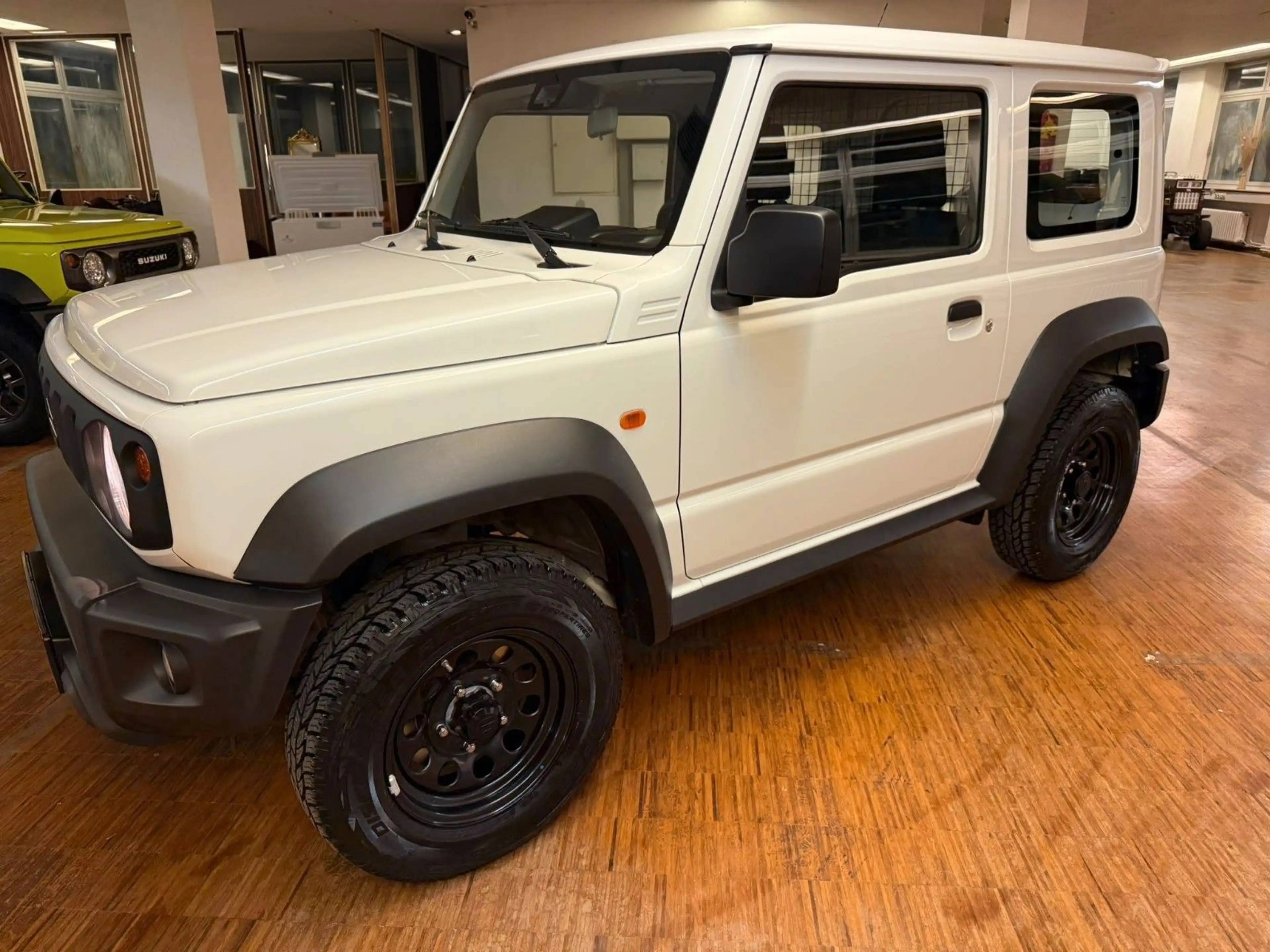 Suzuki Jimny 1.5 ALLGRIP NFZ MIT MWST — photo 9