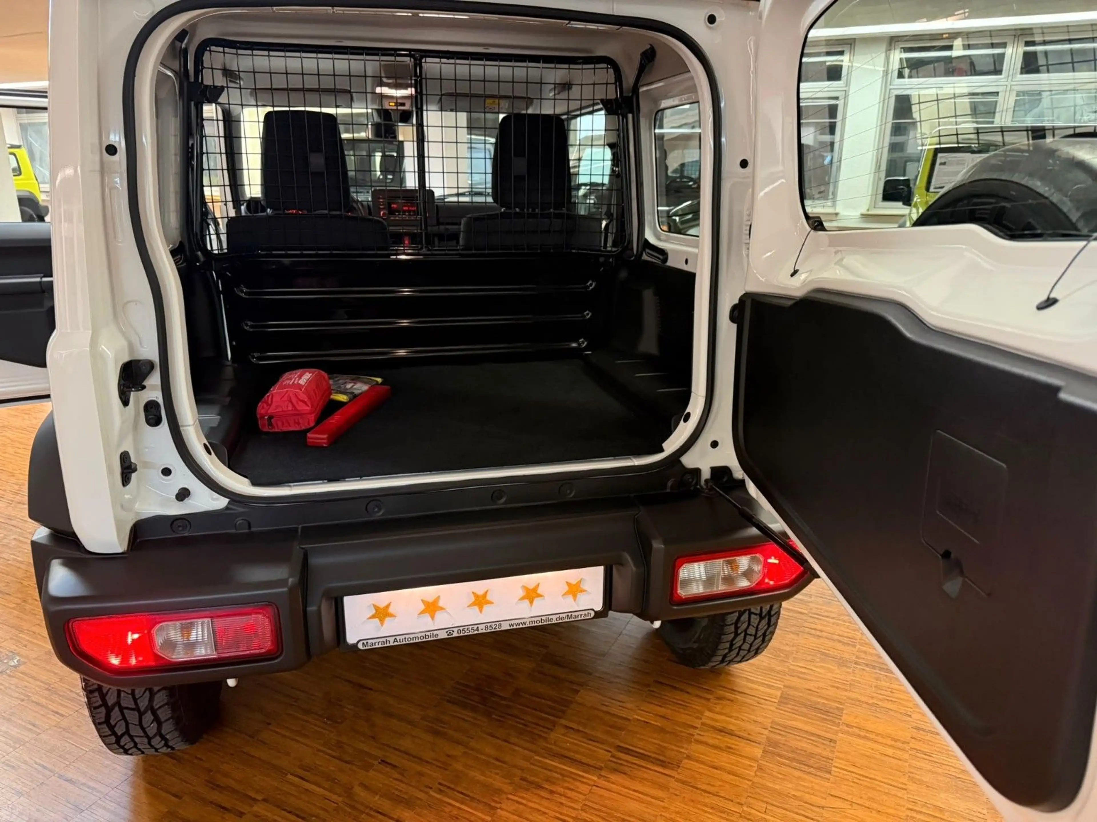 Suzuki Jimny 1.5 ALLGRIP NFZ MIT MWST — photo 7
