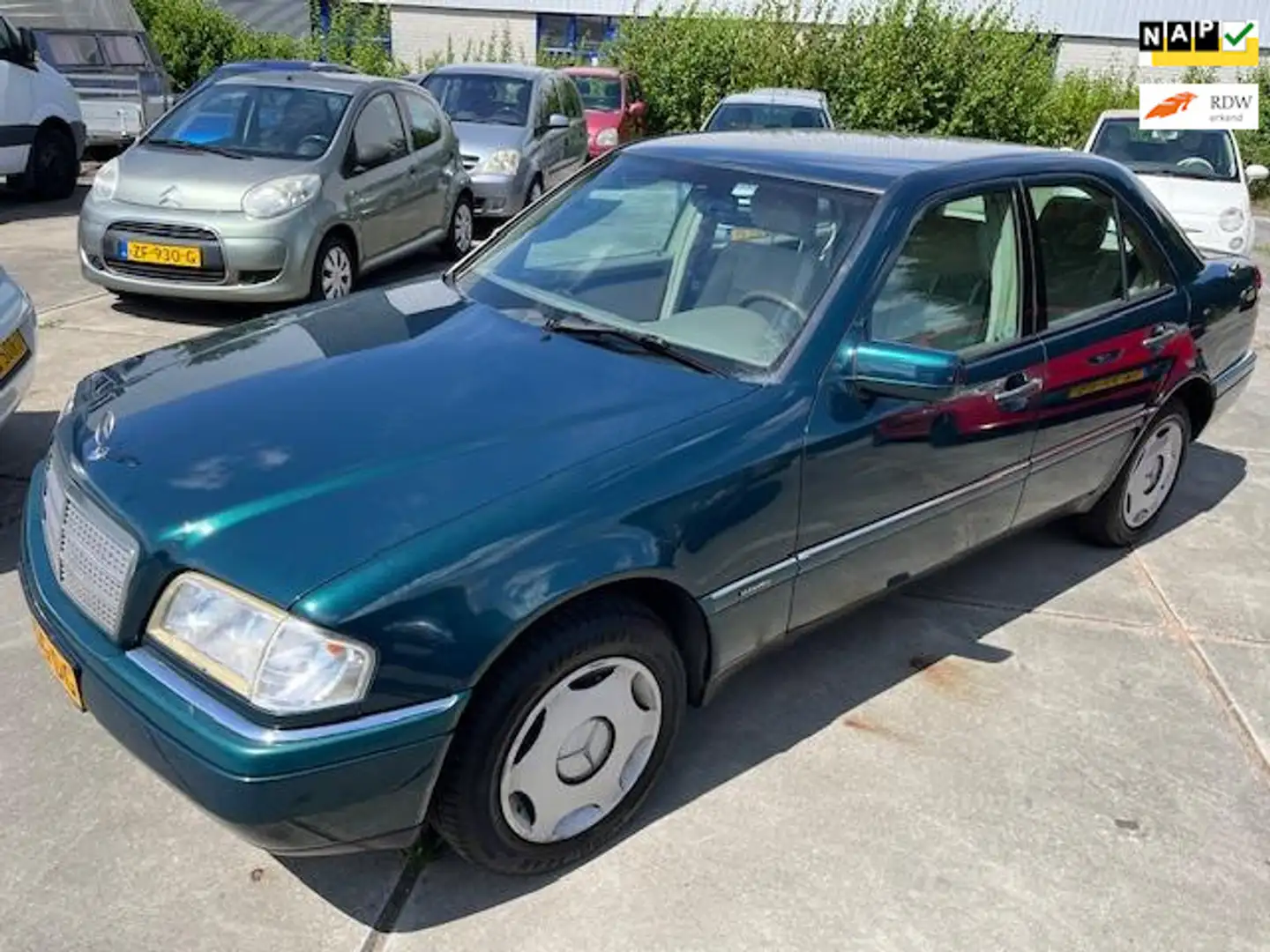 Mercedes-Benz C 200 Elegance Groen - 1